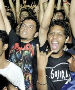 How College Gigs are a Highway Ticket to Neanderthalism