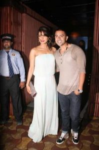 Jay Sean Does His Bit For Piggy Chops