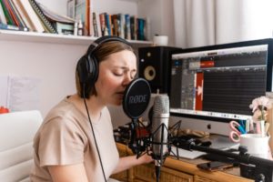 How to Practice Music Without Disturbing Your Neighbours? - Score Short Reads
