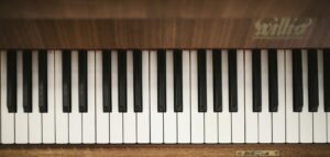 Why Do Piano Keys Stick At Times? - Score Music Tech